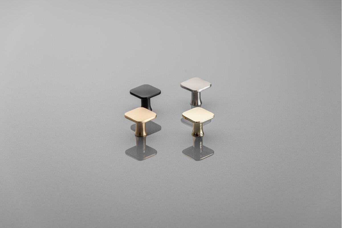 PIAZZA knob